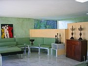 Sal&oacute;n