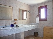 ba&ntilde;o