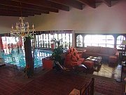 Sal&oacute;n / piscina